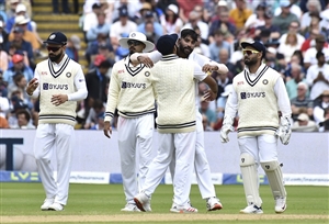 India vs England 5th Test : ਭਾਰਤ ਨੇ ਬਣਾਈ ਮੈਚ ’ਤੇ ਪਕੜ, ਇੰਗਲੈਂਡ ਖ਼ਿਲਾਫ਼ ਹਾਸਲ ਕੀਤੀ  257 ਦੌੜਾਂ  ਦੀ ਮਜ਼ਬੂਤ ਬੜ੍ਹਤ