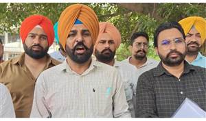 ਜਾਰੀ ਰਹੇਗੀ ਸਰਕਾਰੀ ਬੱਸਾਂ ਦੀ ਹੜਤਾਲ: ਬੇਸਿੱਟਾ ਰਹੀ ਵਿੱਤ ਮੰਤਰੀ ਨਾਲ ਟਰਾਂਸਪੋਰਟ ਕਾਮਿਆਂ ਦੀ ਬੈਠਕ, 4 ਅਗਸਤ ਨੂੰ ਕਰਨਗੇ ਚੰਡੀਗੜ੍ਹ ਕੂਚ