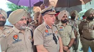 ਬਟਾਲਾ ਚੌਂਕੀ 'ਤੇ ਗ੍ਰਨੇਡ ਸੁੱਟਣ ਵਾਲੇ ਨਿਕਲੇ ਦੋ ਨਾਬਾਲਗ, ਵਿਦੇਸ਼ ਤੋਂ ਮਿਲਿਆ ਪੈਸਿਆਂ ਦਾ ਲਾਲਚ; ਤੀਜੇ ਦੀ ਭਾਲ ਜਾਰੀ