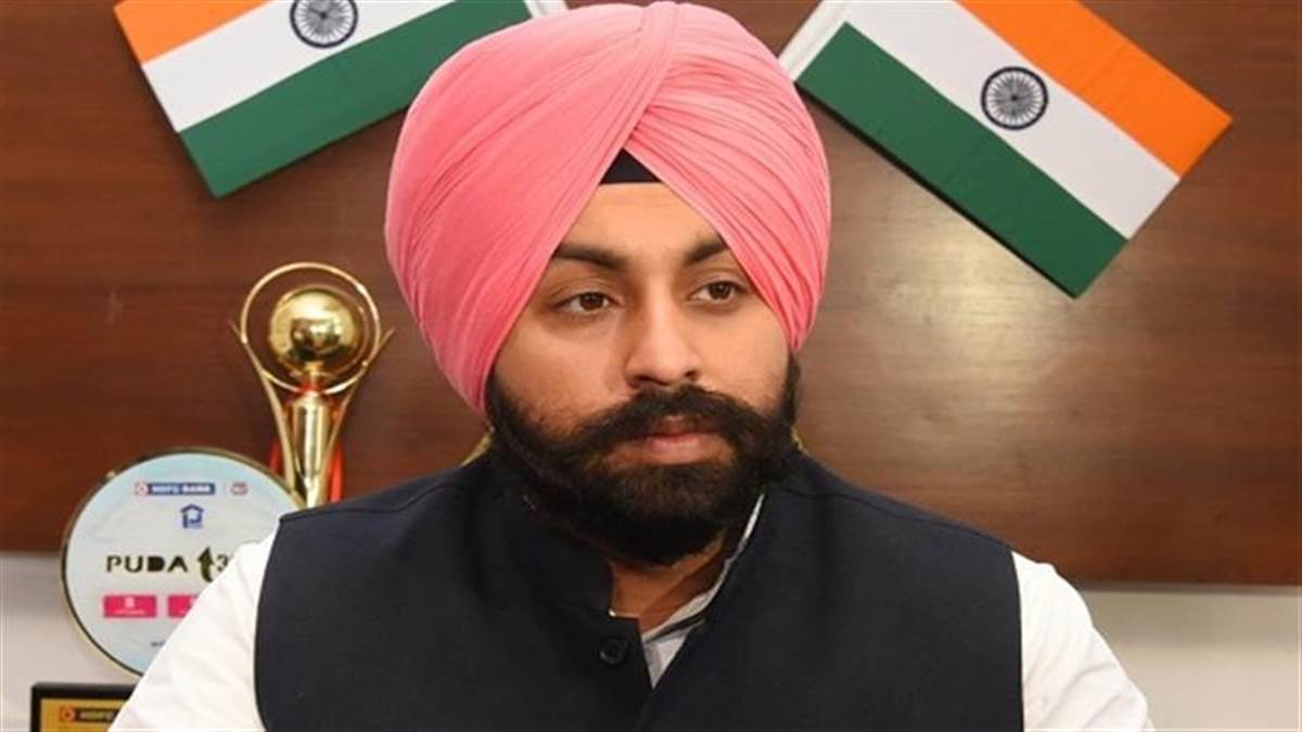 ਮੁਸੀਬਤ 'ਚ ਪੰਜਾਬ ਪਰ ਬੱਚਿਆਂ ਨੂੰ ਲੱਗੀਆਂ ਮੌਜਾਂ, ਸਕੂਲਾਂ 'ਚ ਵਧੀਆਂ ਛੁੱਟੀਆਂ; ਜਾਣੋ ਹੁਣ ਕਿੰਨੀ ਤਰੀਕ ਨੂੰ ਖੁੱਲ੍ਹਣਗੇ ਸਕੂਲ?