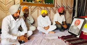 ਗੁਰਮੇਜ ਸਿੰਘ ਨੂੰ ਨਿੱਘੀਆਂ ਸ਼ਰਧਾਂਜਲੀਆਂ ਭੇਟ