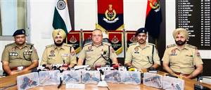 Amritsar Crime : ਗ਼ੈਰ-ਕਾਨੂੰਨੀ ਹਥਿਆਰ ਸਪਲਾਈ ਨੈੱਟਵਰਕ ਦਾ ਪਰਦਾਫਾਸ਼; 8 ਪਿਸਤੌਲਾਂ ਸਣੇ ਦੋ ਗ੍ਰਿਫ਼ਤਾਰ