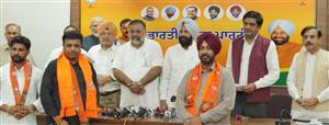Punjab Politics : ਸੰਗਰੂਰ ’ਚ ‘ਆਪ’ ਦੇ ਕੌਂਸਲਰ ਤੇ ਸੀਨੀਅਰ ਅਕਾਲੀ ਆਗੂ ਭਾਜਪਾ ’ਚ ਸ਼ਾਮਲ