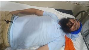 Sangrur News: ਮੁੱਖ ਮੰਤਰੀ ਨੂੰ ਕਾਲੇ ਝੰਡੇ ਦਿਖਾਉਣ ਵਾਲਾ ਨੌਜਵਾਨ ਹਸਪਤਾਲ ਦਾਖਲ, ਪਰਿਵਾਰ ਨੇ ਪੁਲਿਸ ’ਤੇ ਲਾਏ ਅਣਮਨੁੱਖੀ ਤਸ਼ੱਦਦ ਕਰਨ ਦੇ ਦੋਸ਼