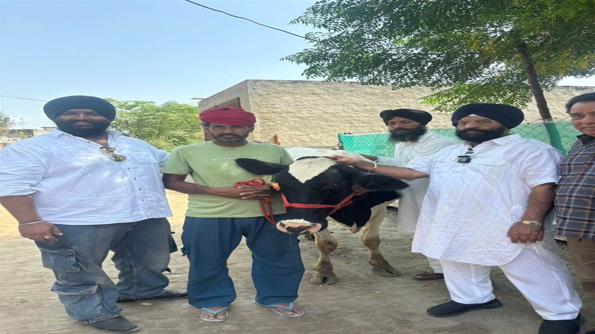 ਹੜ੍ਹ ਪੀੜਤਾ ਦੇ ਪਰਿਵਾਰਾਂ ਦੀ ਮਦਦ ਕੀਤੀ