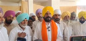 ਐਡਵੋਕੇਟ ਨਵਦੀਪ ਸਿੰਘ ਜੀਦਾ ਵੱਲੋਂ ਆਮ ਆਦਮੀ ਪਾਰਟੀ ਦੇ ਦਫ਼ਤਰ ਦਾ ਉਦਘਾਟਨ