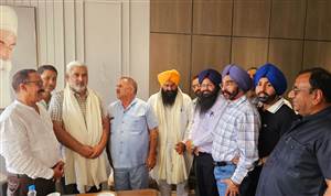 ਐੱਫਸੀਆਈ ਦੀ ਸਟੋਰੇਜ ’ਤੇ ਕਿਰਾਏ ਦੀ ਅਦਾਇਗੀ ਸਬੰਧੀ ਮੰਤਰੀ ਕਟਾਰੂਚਕ ਅੱਗੇ ਰੱਖੇ ਮਸਲੇ