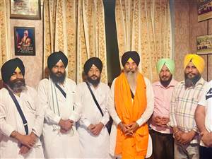 ਰਾਜਵੰਤ ਮਾਹਲਾ ਨੂੰ ਪਾਰਟੀ ਵਰਕਰਾਂ ਵੱਲੋਂ ਮਿਲ ਰਿਹਾ ਅਥਾਹ ਪਿਆਰ ਤੇ ਸਮਰਥਨ