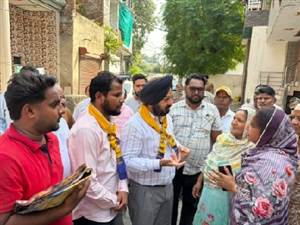 ਮਾਨ ਦੇ ਮੁਨਾਫ਼ੇ' ਦੱਸਣ ਘਰ ਘਰ ਪੁੱਜੇ ਵਿਧਾਇਕ ਕੋਹਲੀ
