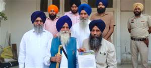 ਆਲ ਇੰਡੀਆ ਗੁਰਦੁਆਰਾ ਐਕਟ ਦੀ ਮੰਗ : HSGMC ਪ੍ਰਧਾਨ ਨੇ ਕੀਤੀ ਸ੍ਰੀ ਅਕਾਲ ਤਖ਼ਤ ਦੇ ਜਥੇਦਾਰ ਨਾਲ ਮੁਲਾਕਾਤ