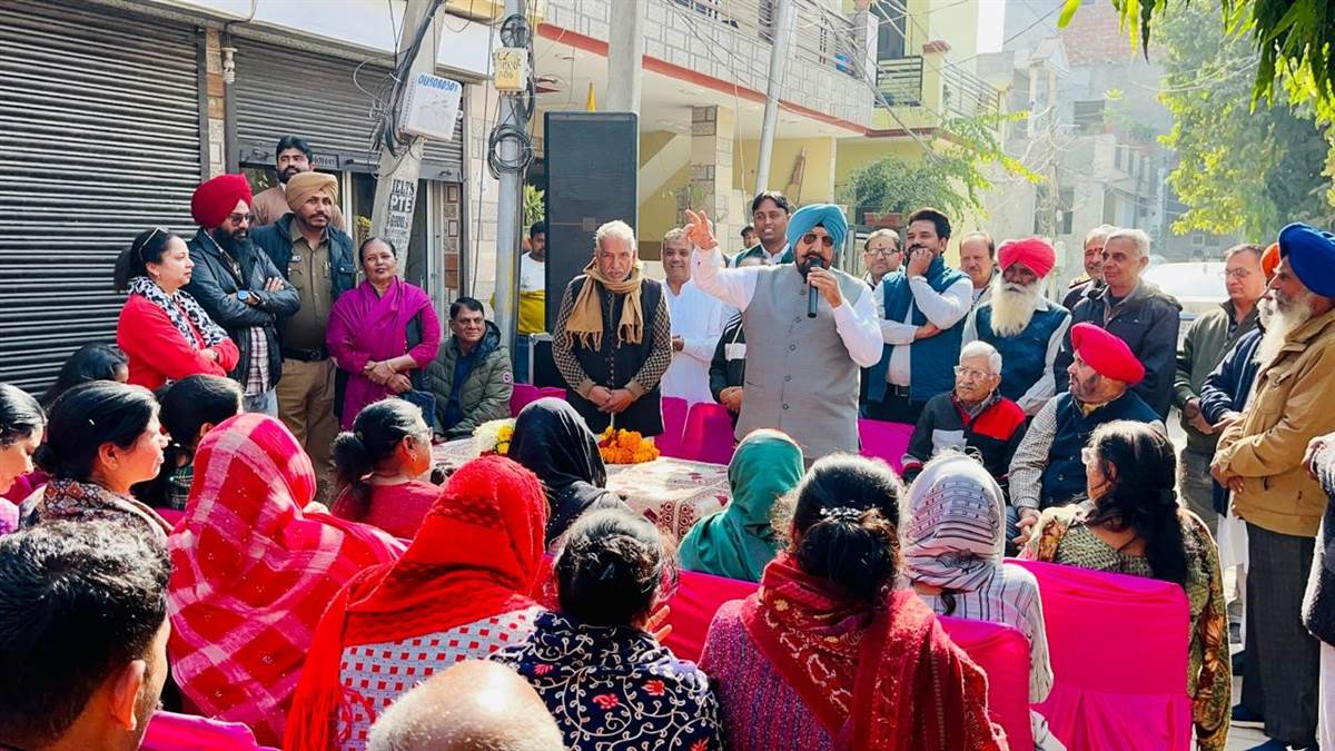 ਵਿਧਾਇਕ ਰੰਧਾਵਾ ਵੱਲੋਂ ਦੋ ਨਵੇਂ ਟਿਊਬਵੈੱਲਾਂ ਦਾ ਉਦਘਾਟਨ