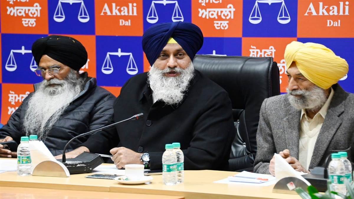 ਅਕਾਲੀ ਦਲ ਫਰਵਰੀ ’ਚ ਕੱਢੇਗਾ 'ਪੰਜਾਬ ਬਚਾਓ ਯਾਤਰਾ' , 117 ਵਿਧਾਨ ਸਭਾ ਹਲਕਿਆਂ ਵਿਚ ਜਾਵੇਗੀ ਅਤੇ ਹਰੇਕ ਹਲਕੇ ਵਿਚ ਦੋ ਦਿਨ ਰਹੇਗੀ ਯਾਤਰਾ