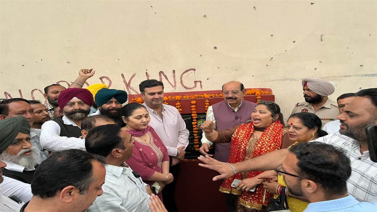 2.25 ਕਰੋੜ ਦੀ ਲਾਗਤ ਨਾਲ ਪੁਲ਼ੀਆਂ ਦੇ ਨਿਰਮਾਣ ਕਾਰਜ ਦੀ ਸ਼ੁਰੂਆਤ