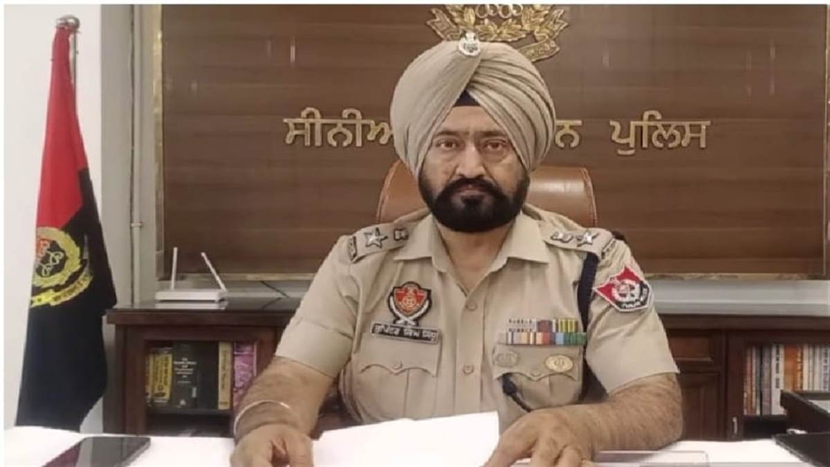 ਫਿਰੋਜ਼ਪੁਰ ਪੁਲਿਸ ਨੇ ਤਸਕਰਾਂ ਕੋਲੋਂ 2 ਕਿੱਲੋ ਤੋਂ ਵੱਧ ਹੈਰੋਇਨ ਤੇ ਮੋਟਰਸਾਈਕਲ ਬਰਾਮਦ