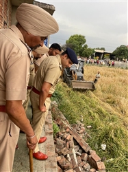 ਗ੍ਰਾਮ ਪੰਚਾਇਤ ਨੇ ਪੰਚਾਇਤੀ ਜ਼ਮੀਨ ਤੋਂ ਨਜਾਇਜ਼ ਕਬਜ਼ਾ ਛੁਡਵਾਇਆ