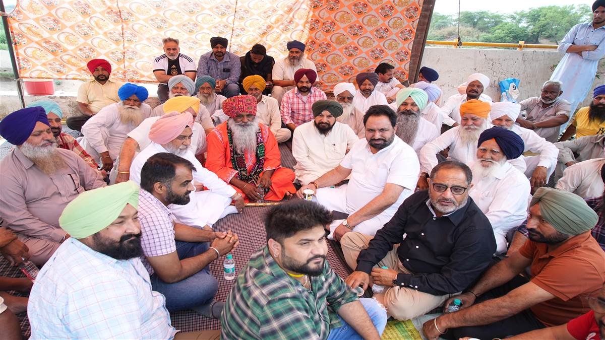 ਅਮਲਾਲਾ ਨੇੜੇ ਲਗਾਏ ਧਰਨੇ ’ਚ ਸਾਬਕਾ ਵਿਧਾਇਕ ਵੱਲੋਂ ਸ਼ਮੂਲੀਅਤ