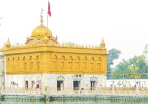 ਅੰਮ੍ਰਿਤਸਰ ਤੋਂ ਵੱਡੀ ਖ਼ਬਰ: ਸ਼੍ਰੀ ਦੁਰਗਿਆਣਾ ਮੰਦਰ ਨੂੰ ਬੰਬ ਨਾਲ ਉਡਾਉਣ ਦੀ ਧਮਕੀ, ਪੁਲਿਸ ਹਾਈ ਅਲਰਟ 'ਤੇ