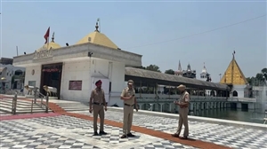 ਪੰਜਾਬ ’ਚ ਦਹਿਸ਼ਤ ਫੈਲਾਉਣ ਦੀ ਸਾਜ਼ਿਸ਼! ਅੰਮ੍ਰਿਤਸਰ, ਜਲੰਧਰ ਤੇ ਪਟਿਆਲਾ ਦੇ ਮੰਦਰ, ਕੋਰਟ ਤੇ ਰੇਲਵੇ ਸਟੇਸ਼ਨ ਨੂੰ ਮਿਲੀ ਬੰਬ ਦੀ ਧਮਕੀ