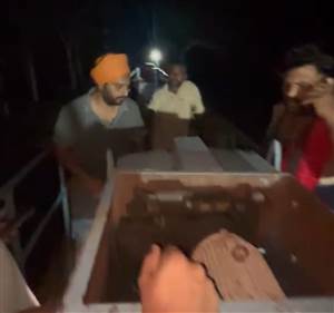 ਗੁਰਦਾਸਪੁਰ 'ਚ ਅੱਧੀ ਰਾਤ ਨੂੰ ਖੁੱਲ੍ਹ ਗਏ ਗਲਹਾੜੀ ਹਾਈਡਲ ਦੇ ਗੇਟ, ਕਈ ਖੇਤਾਂ 'ਚ ਵੜਿਆ ਪਾਣੀ; ਕਿਸਾਨਾਂ ਦਾ ਵੱਡਾ ਨੁਕਸਾਨ ਹੋਣ ਤੋਂ ਬਚਾਅ