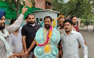 Mansa MC President Election : ਟਾਸ ਰਾਹੀਂ ਭੂਸ਼ਣ ਮੱਤੀ ਬਣੇ ਨਗਰ ਕੌਂਸਲ ਮਾਨਸਾ ਦੇ ਪ੍ਰਧਾਨ, ਪ੍ਰੇਮ ਸਾਗਰ ਭੋਲਾ ਸੀਨੀਅਰ ਮੀਤ ਪ੍ਰਧਾਨ ਚੁਣੇ ਗਏ