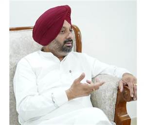 Barnala News : ਵਿਧਾਇਕ ਢਿੱਲੋਂ ਨੇ ਵੱਡੇ ਪ੍ਰਾਈਵੇਟ ਹਸਪਤਾਲਾਂ 'ਚ ਮਰੀਜ਼ਾਂ ਦੀ ਲੁੱਟ ਦਾ ਮੁੱਦਾ ਵਿਧਾਨ ਸਭਾ 'ਚ ਚੁੱਕਿਆ
