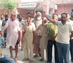 ਪੰਜ-ਪੰਜ ਘੰਟਿਆਂ ਦੇ ਬਿਜਲੀ ਕੱਟਾਂ ਤੋਂ ਕਿਸਾਨ ਪਰੇਸ਼ਾਨ, ਝੋਨੇ ਦੀ ਫਸਲ ਨੂੰ ਪਾਣੀ ਦੇਣ ’ਚ ਆ ਰਹੀ ਦਿੱਕਤ