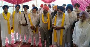 ਹਰਵਿੰਦਰ ਸਿੰਘ ਦੀ ਸੇਵਾਮੁਕਤੀ ’ਤੇ ਸਮਾਗਮ ਕਰਵਾਇਆ