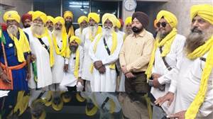 ਮੋਟਰਾਂ ਦੀ ਬਿਜਲੀ ਸਪਲਾਈ ਸੁਧਾਰਨ ਲਈ ਕਿਸਾਨਾਂ ਨੇ ਪਾਵਰਕਾਮ ਦਫ਼ਤਰ ਅੱਗੇ ਕੀਤਾ ਪ੍ਰਦਰਸ਼ਨ