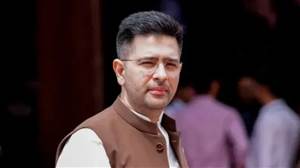 'ਨਾਮ ਗਾਇਬ ਹੋਣ 'ਤੇ ਰਾਘਵ ਚੱਢਾ ਖ਼ੁਦ ਜ਼ਿੰਮੇਵਾਰ, 20 ਲੱਖ ਵੋਟਰਾਂ ਲਈ ਵੀ ਚੁੱਕਣ ਆਵਾਜ਼'; SIR ਘਟਨਾਕ੍ਰਮ 'ਤੇ ਸਿਆਸਤ ਤੇਜ਼