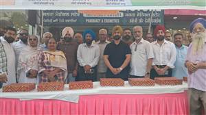 ਪਰਗਟ ਸਿੰਘ ਦੇ ਪੰਜਾਬ ਪ੍ਰਧਾਨ ਬਣਨ ’ਤੇ ਕਾਂਗਰਸੀਆਂ ਨੇ ਵੰਡੇ ਲੱਡੂ