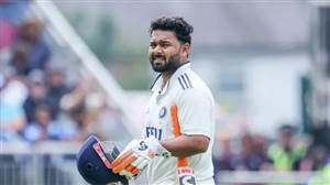 Rishabh Pant Net Worth: ਆਰਥਿਕ ਤੰਗੀ ਨੂੰ ਦਿੱਤੀ ਮਾਤ, ਮੌਤ ਨੂੰ ਦਿਖਾਇਆ ਅੰਗੂਠਾ; ਅੱਜ 100 ਕਰੋੜ ਦੇ ਮਾਲਕ ਹਨ ਰਿਸ਼ਭ ਪੰਤ