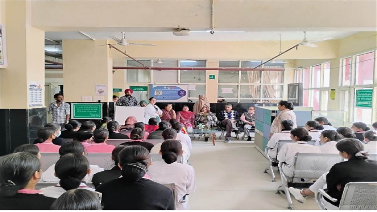 ਪਰਿਵਾਰ ਨਿਯੋਜਨ ਸਮਾਜਕ ਤਰੱਕੀ ਲਈ ਵੀ ਜ਼ਰੂਰੀ : ਸਿਵਲ ਸਰਜਨ