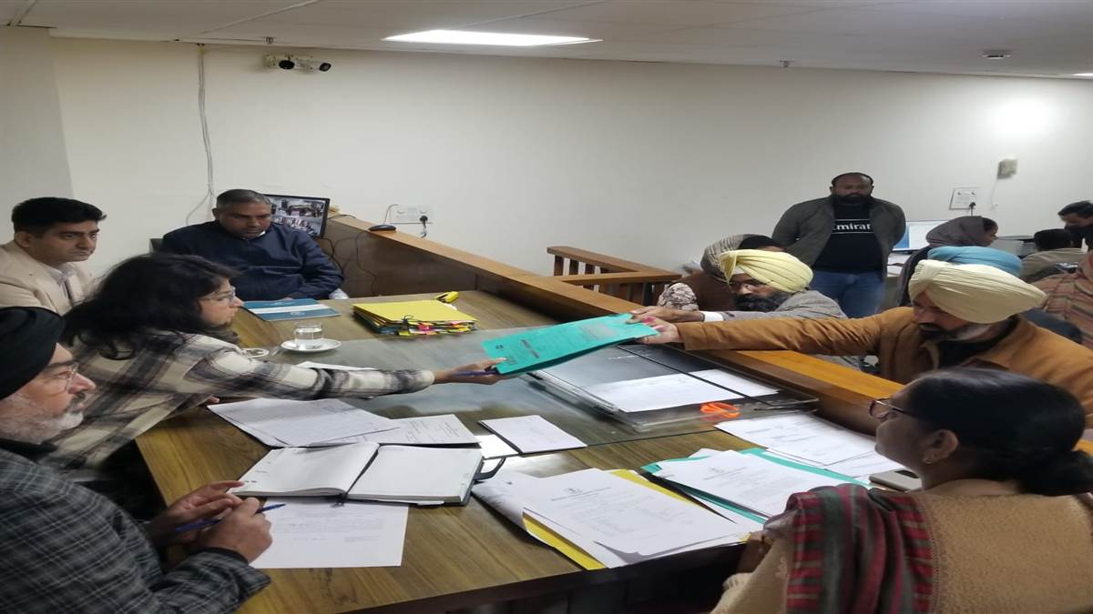 ਅਕਾਲੀ ਦਲ ਅੰਮ੍ਰਿਤਸਰ ਦੇ ਉਮੀਦਵਾਰਾਂ ਨਾਮਜਦਗੀ ਪੱਤਰ ਕੀਤੇ ਦਾਖਲ