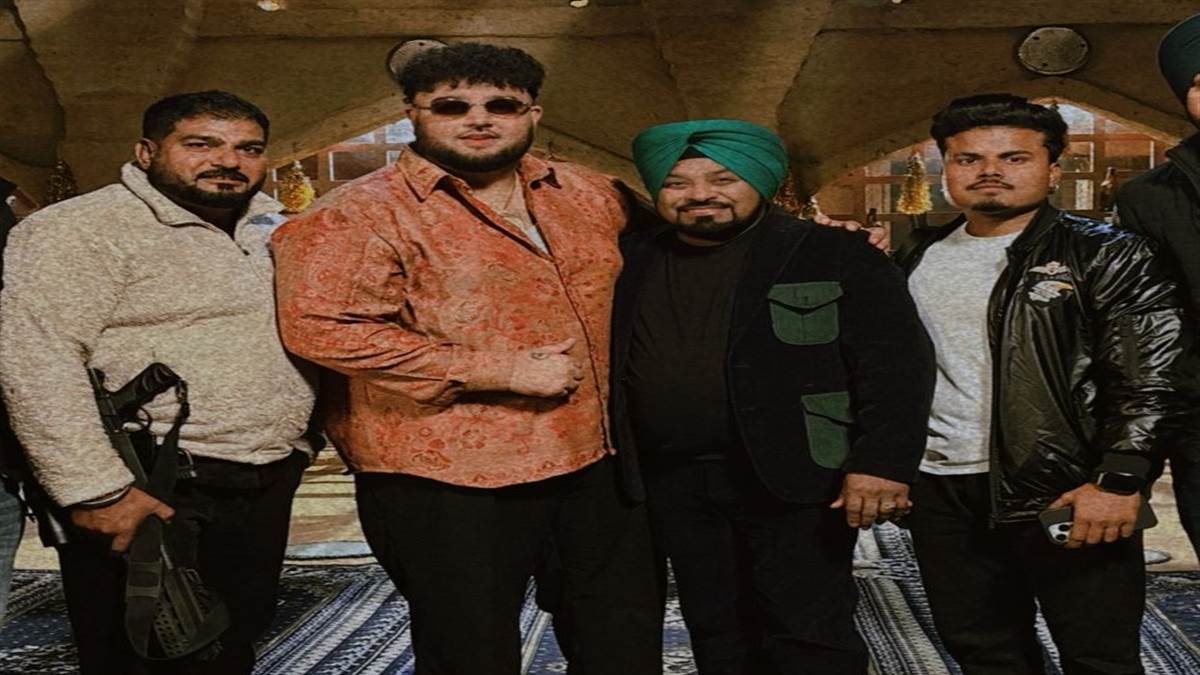 ਨਵੇਂ ਗੀਤ ਨੂੰ ਮਿਲ ਰਿਹਾ ਸਰੋਤਿਆਂ ਦਾ ਪਿਆਰ : ਲੈਹਿੰਬਰ ਹੁਸੈਨਪੁਰੀ