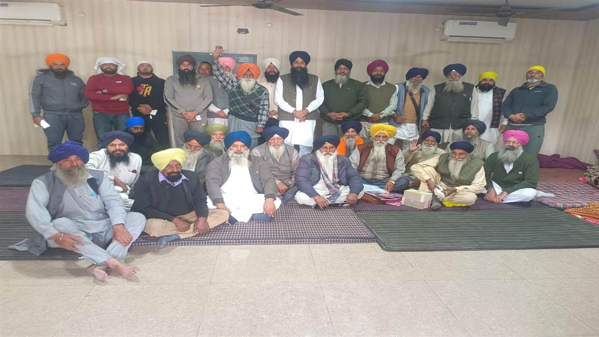 ਫ਼ਤਹਿਗੜ੍ਹ ਸਾਹਿਬ ਦੀਆਂ ਸੜਕਾਂ ਮੁਰੰਮਤ ਕੀਤੀ ਜਾਵੇ : ਬਡਲਾ