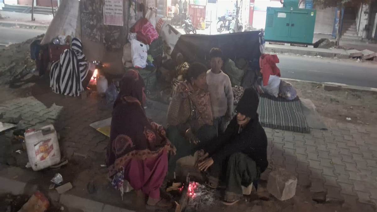 ਰੈਣ ਬਸੇਰੇ ਨੂੰ ਲੱਗਿਆ ਤਾਲਾ, ਲੋੜਵੰਦ ਫਲਾਈਓਵਰ ਹੇਠ ਠੰਢੀਆਂ ਰਾਤਾਂ ਕੱਟਣ ਲਈ ਮਜਬੂਰ