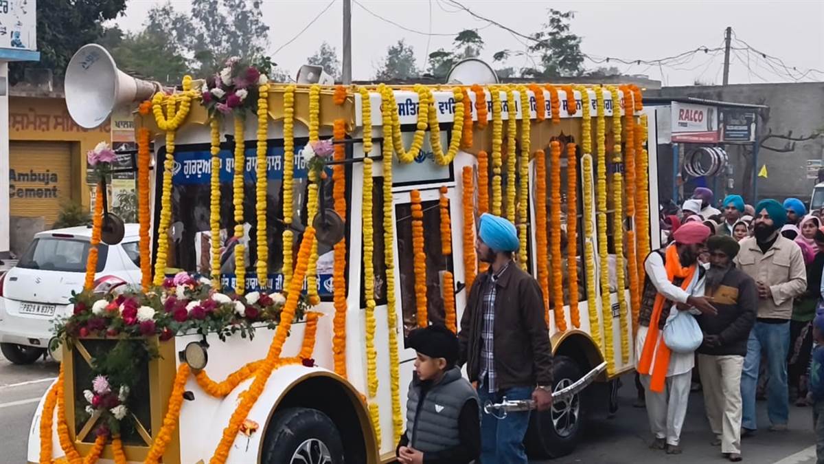 ਸ਼੍ਰੀ ਗੁਰੂ ਗੋਬਿੰਦ ਸਿੰਘ ਜੀ ਦੇ ਪ੍ਰਕਾਸ਼ ਦਿਹਾੜੇ ਮੌਕੇ ਸਜਾਏ ਨਗਰ ਕੀਰਤਨ
