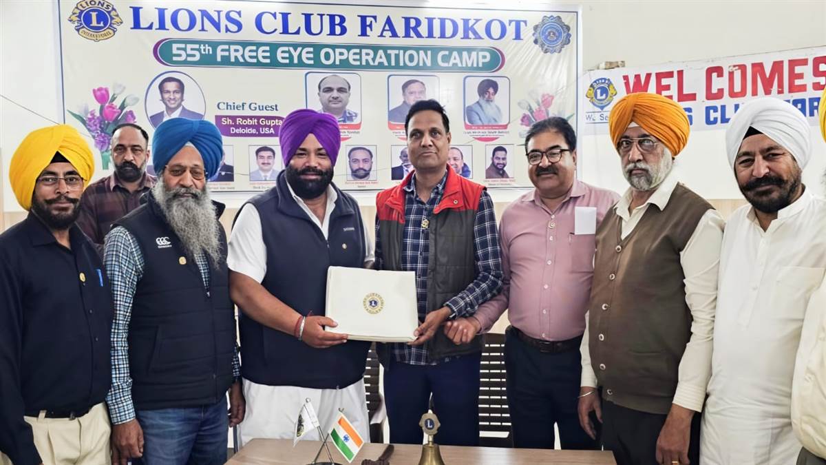 ਲਾਇਨਜ਼ ਕਲੱਬ ਵੱਲੋਂ ਬਲਤੇਜ ਸਿੰਘ ਤੇਜੀ ਦਾ ਸਨਮਾਨ
