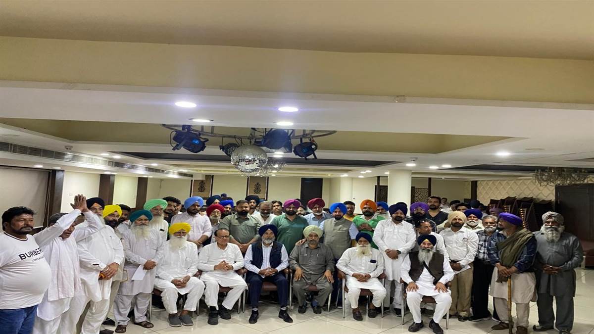 ਅਕਾਲੀ ਦਲ ਦੀ ਰੈਲੀ ਸਬੰਧੀ ਕੀਤੀ ਚਰਚਾ