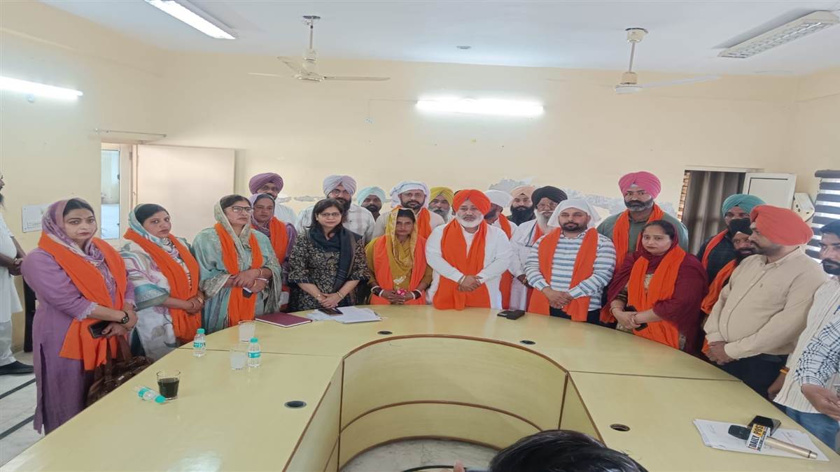 ਬਲਾਕ ਸੰਮਤੀ ਦੇ ਚੇਅਰਮੈਨ ਤੇ ਵਾਈਸ ਚੇਅਰਪਰਸਨ ਦੀ ਚੋਣ ਹੋਈ