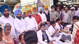 ਅੱਖਾਂ ਦੇ ਮੁਫਤ ਚੈੱਕਅਪ ਕੈਪ 'ਚ 1,000 ਤੋਂ ਵੱਧ ਮਰੀਜ਼ਾਂ ਨੇ ਲਿਆ ਲਾਭ