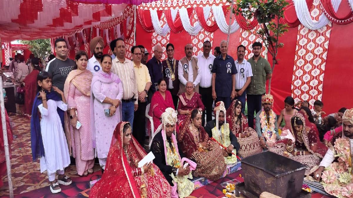 ਰੋਟਰੀ ਕਲੱਬ ਗ੍ਰੇਟਰ ਵੱਲੋਂ 7 ਜੋੜਿਆਂ ਦੇ ਸਮੂਹਿਕ ਵਿਆਹ ਕਰਵਾਏ