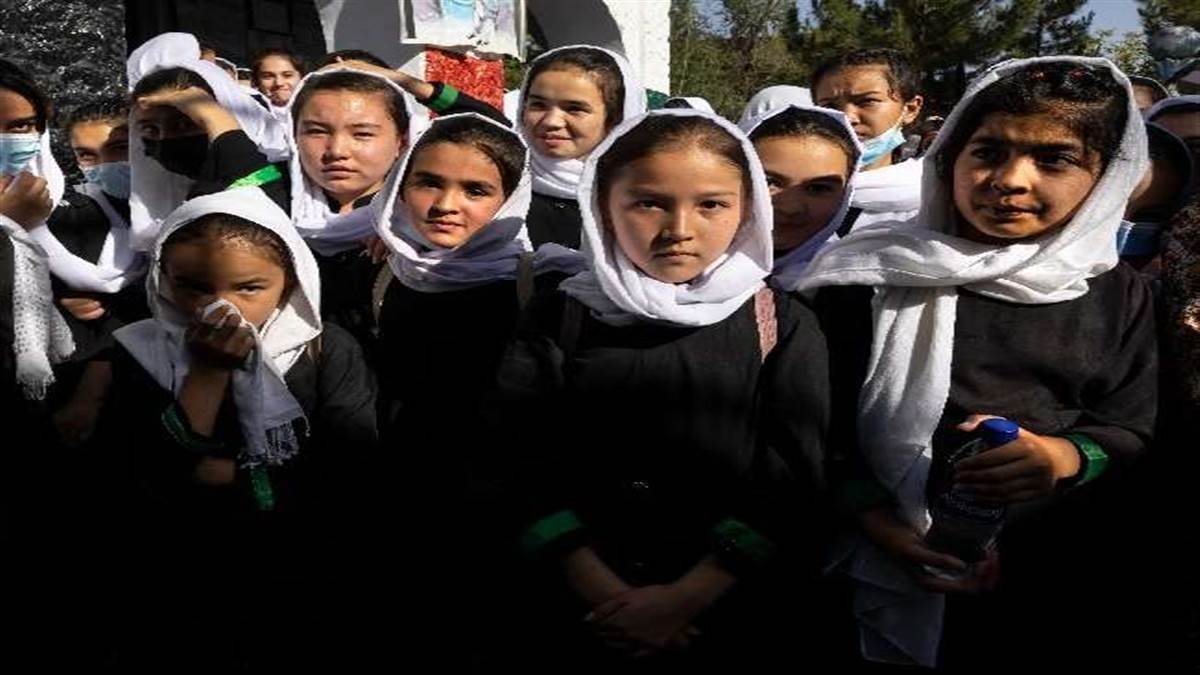 Afghanistan UN official urges Taliban to open girls schools soon