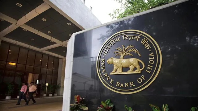 RBI Policy: ਹੋਮ ਲੋਨ EMI 'ਤੇ ਨਹੀਂ ਮਿਲੀ ਰਾਹਤ, ਵਿਆਜ ਦਰਾਂ ਬਰਕਰਾਰ; ਜਾਣੋ ਮਹਿੰਗਾਈ ਤੇ GDP 'ਤੇ ਕੀ ਬੋਲੇ ਗਵਰਨਰ