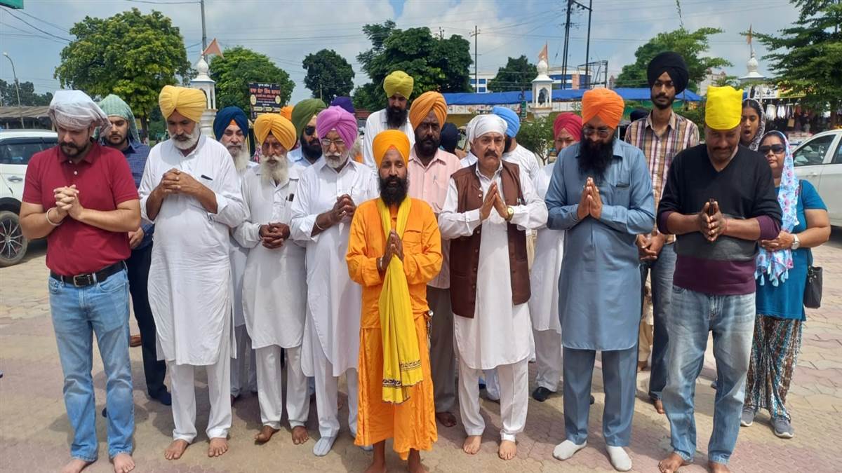 ਹੜ੍ਹ ਪੀੜਤਾਂ ਦੀ ਸਹਾਇਤਾ ਲਈ ਅਰਦਾਸ ਤੇ 15 ਮੈਂਬਰੀ ਕਮੇਟੀ ਗਠਿਤ