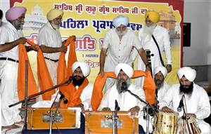 ਖ਼ਾਲਸਾ ਯੂਨੀਵਰਸਿਟੀ ਨੇ ਮਹਾਨ ਕੀਰਤਨ ਦਰਬਾਰ ਕਰਵਾਇਆ