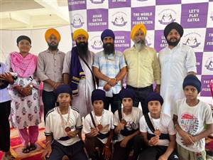ਗੱਤਕਾ ਚੈਂਪੀਅਨਸ਼ਿਪ ’ਚ ਪਿੰਡ ਮੱਲਵਾਲੇ ਦੇ ਬੱਚਿਆਂ ਨੇ ਮਾਰੀਆਂ ਮੱਲਾਂ
