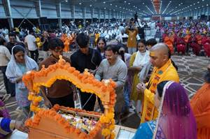 ਭਗਵਾਨ ਸ਼੍ਰੀ ਕ੍ਰਿਸ਼ਨ ਨੇ ਗਊ ਨੂੰ ਮਾਂ ਦਾ ਦਰਜਾ ਦਿੱਤਾ : ਭਾਰਤੀ