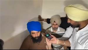 ਮੋਹਨਜੀਤ ਮਾਮਲੇ 'ਚ ਸਰਕਾਰ ਦਾ ਵੱਡਾ ਐਕਸ਼ਨ: 3 ਪੁਲਿਸ ਮੁਲਾਜ਼ਮ ਲਾਈਨ ਹਾਜ਼ਰ ਤੇ DSP ਦਾ ਤਬਾਦਲਾ; ਰਾਹੁਲ ਗਾਂਧੀ ਨੇ ਮੋਹਨਜੀਤ ਨਾਲ ਫੋਨ ’ਤੇ ਕੀਤੀ ਗੱਲਬਾਤ