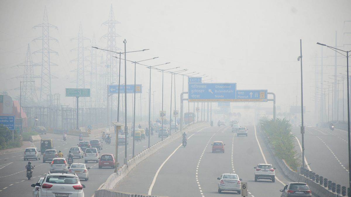 new delhi city delhi ncr sky covered dust delhi ncr air pollution graded response action plan